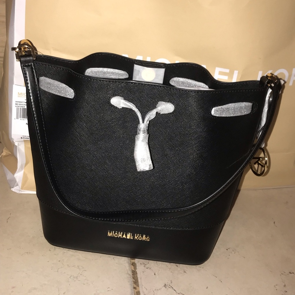 Michael kors black purse